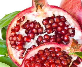 初榨甄选，红润精华——探秘优质石榴原汁背后的热销密码